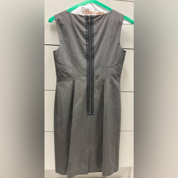 Halogen Gray Sheath Dress Size 6P - Picture 3 of 7